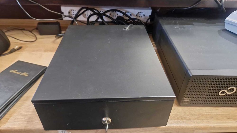 Sistem POS complet cu soft restaurant