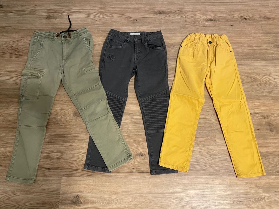Lot blugi 128 H&M, Reserved