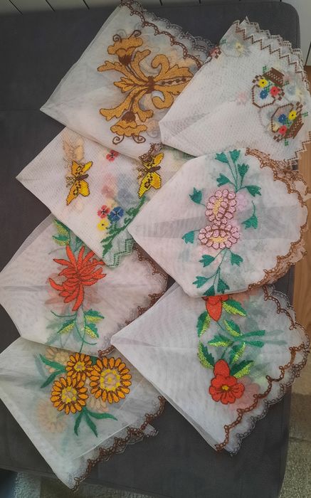 Карета ръчна изработка бродерия!