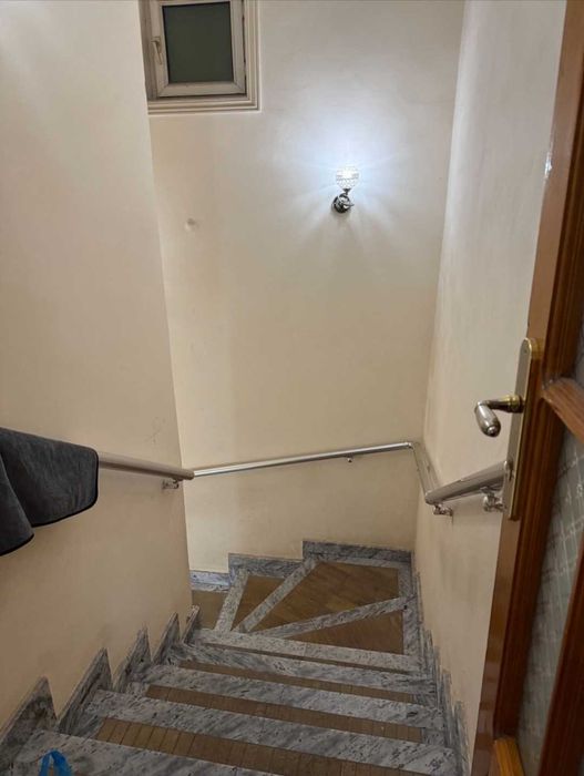 Продаётся дом возле ТЦ Самарканд дарвоза