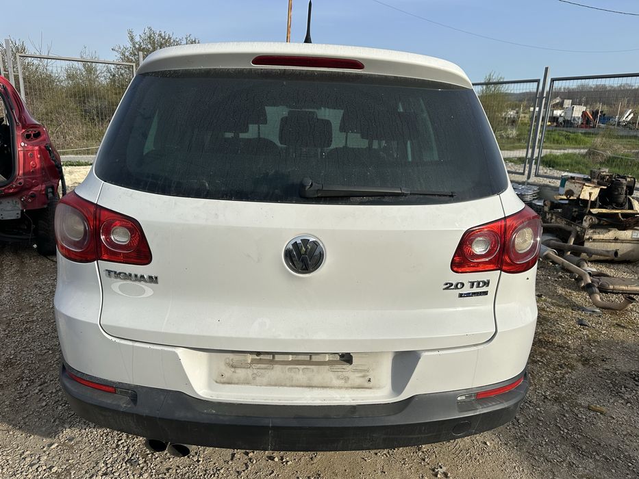 Кора за багажник за Фолксваген Тигуан  TOP TOP