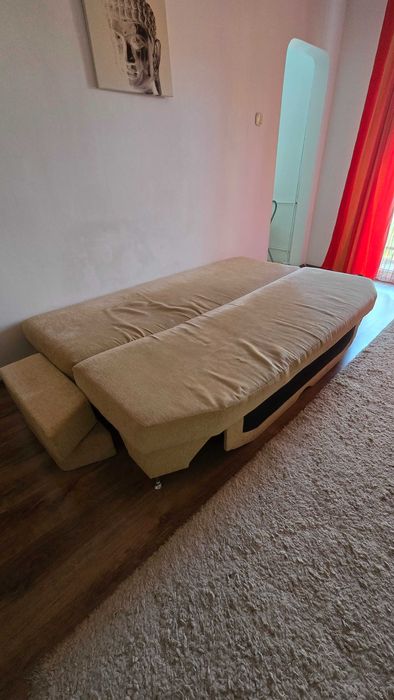 Mobila living si canapea extensibila