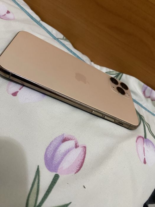 iphone 11pro продам