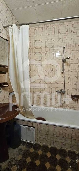 Апартамент с възможност за три спални