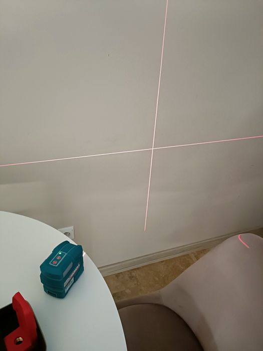 Nivela laser Total 0-18m , suport magnetic