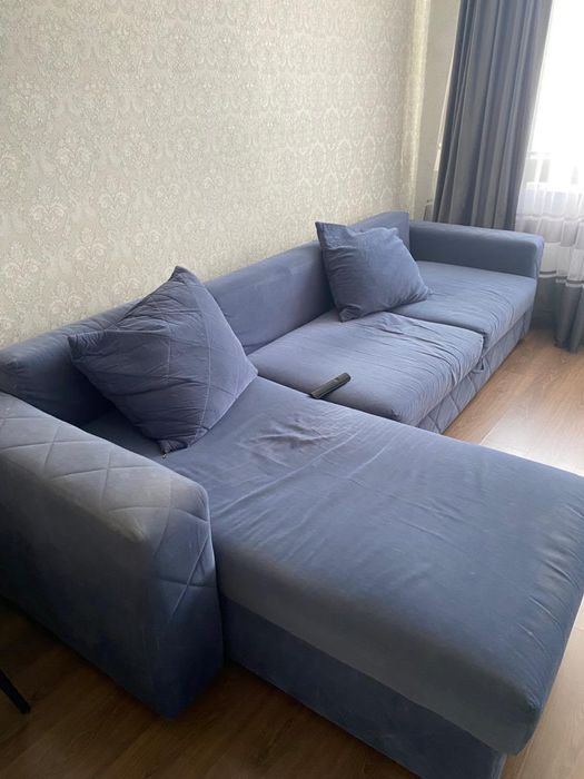 Продам диван в нормальном состоянии
