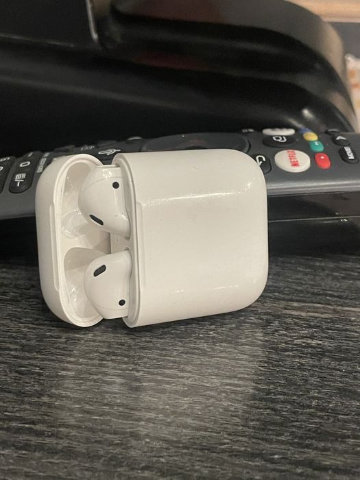 Эйрподс 1 поколение