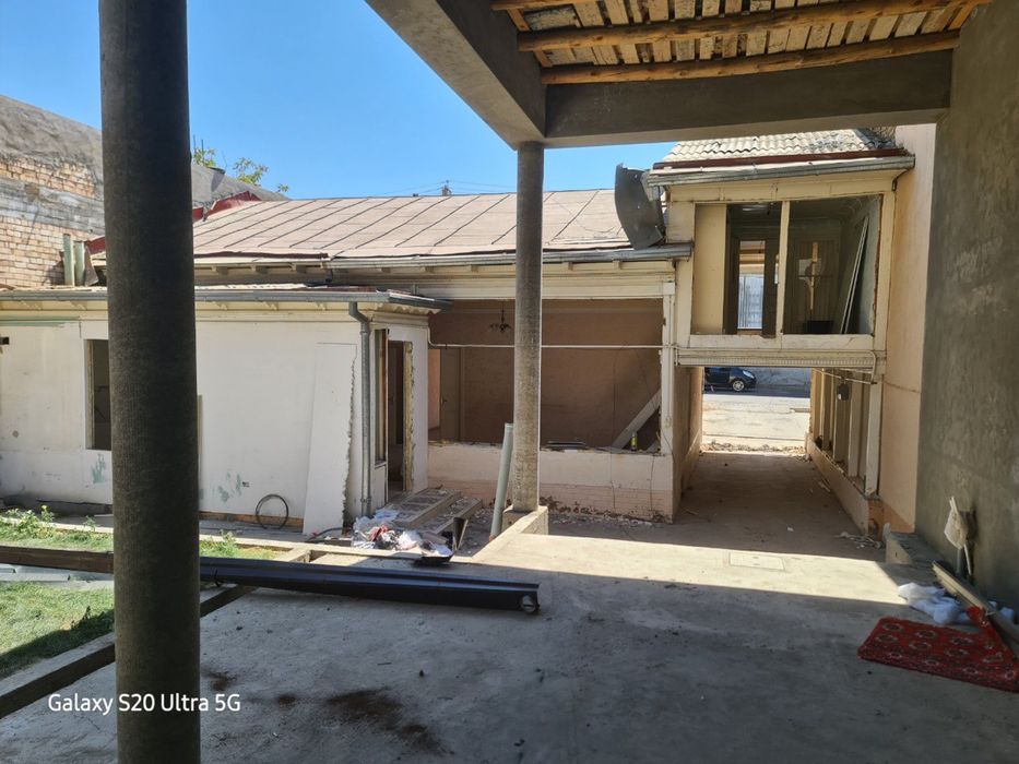 Uchastka sotiladi 4 sotix