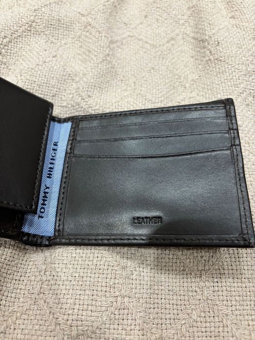 Кошелек Tommy Hilfiger