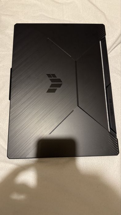 Vand laptop ASUS de gaming ca nou! (Folosit doar 2 ore)
