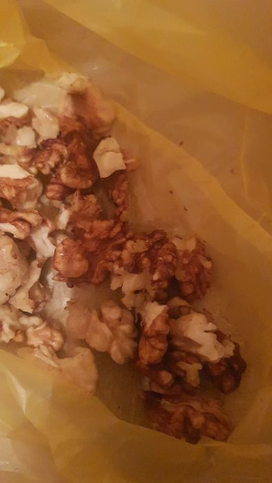 Продавам орехова ядка