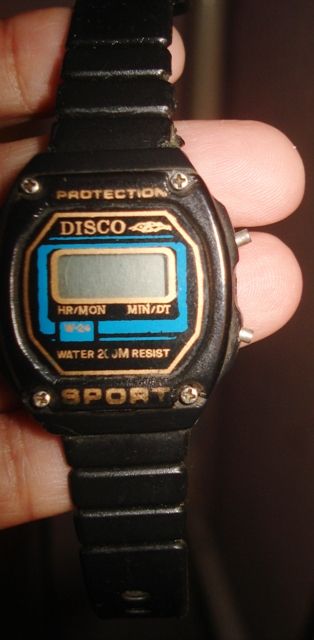 Часы цифровые электронные