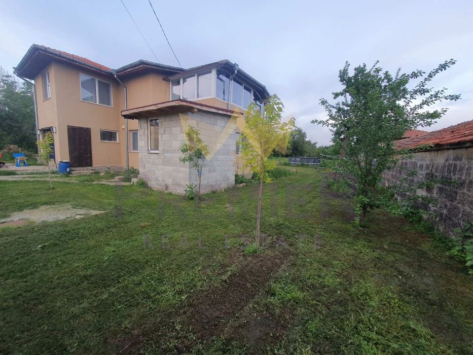 Продава се Къща в с. Кривня, Област Варна - 190 кв.м за 843 €/кв.м - Снимка #1