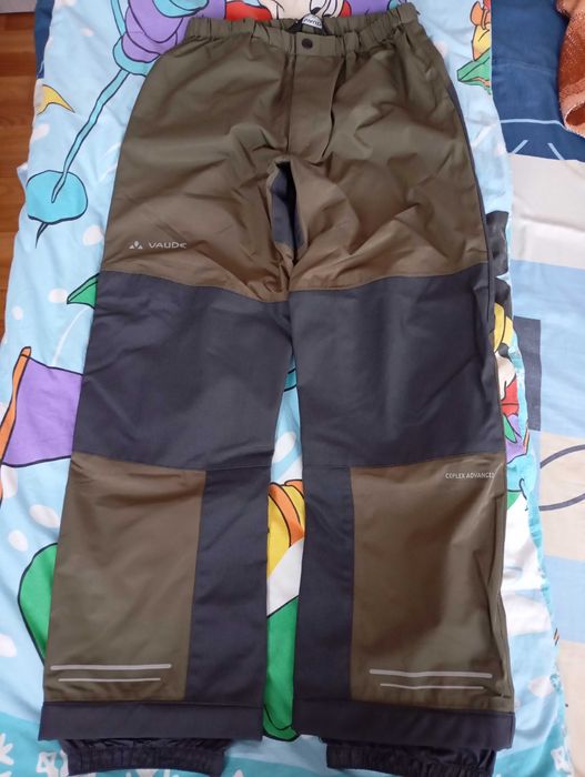 Детски / младежки  непромокаеми панталони Jack Wolfskin и Columbia