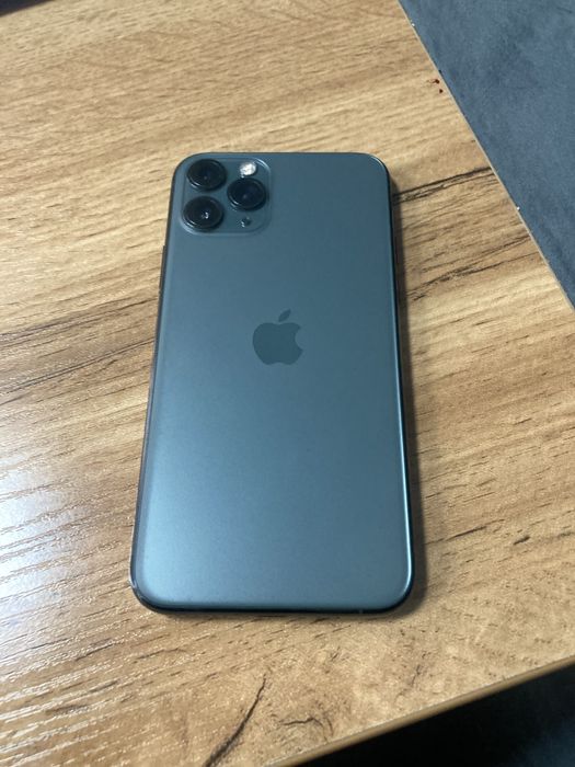 Iphone 11 pro  256 talik idealniy sasteyanada