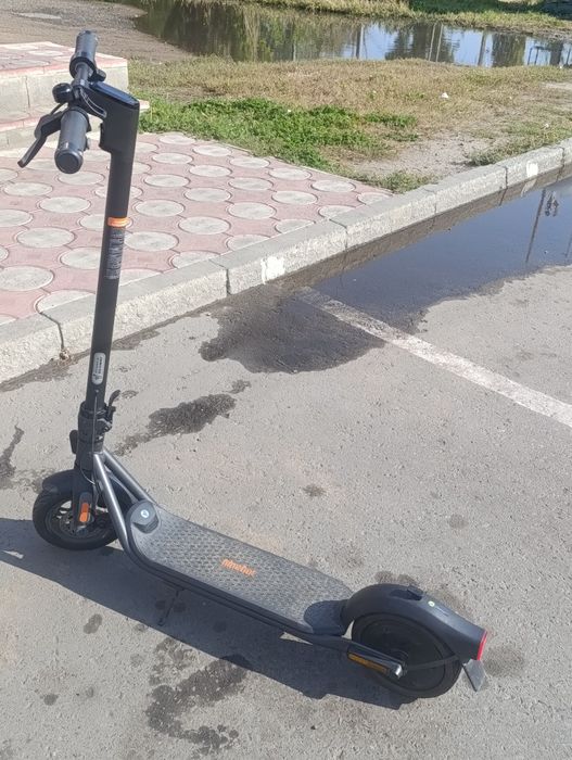 Продам ninebot F20