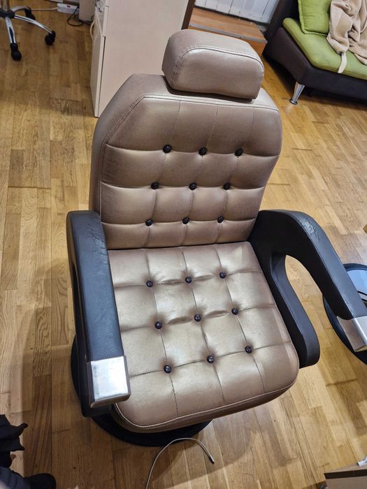 2 scaune profesionale barber/ frizer