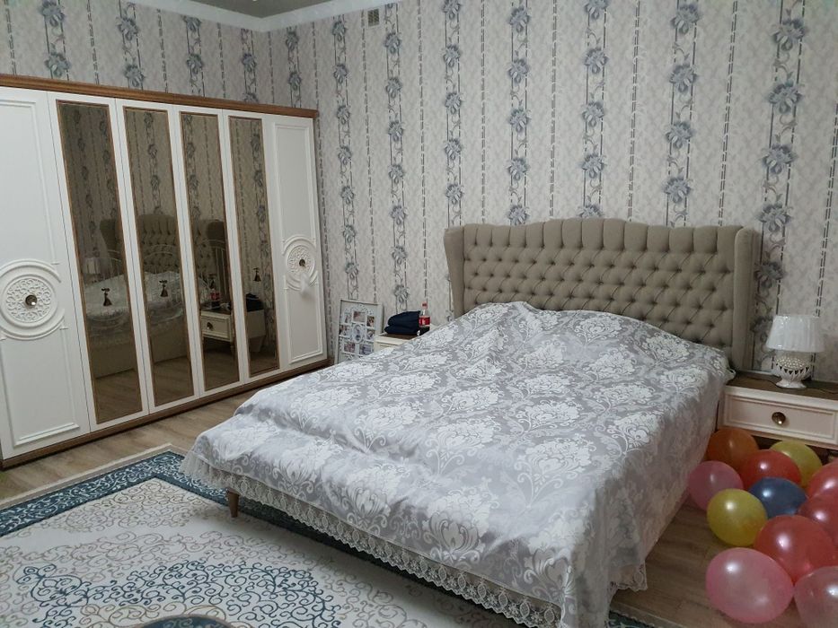 Продам спальный гарнитур Турецкий