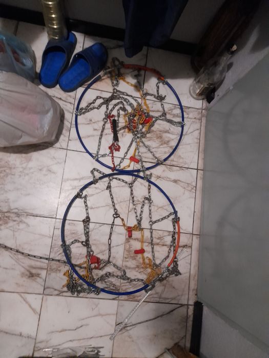 Вериги за бус и дъждобран