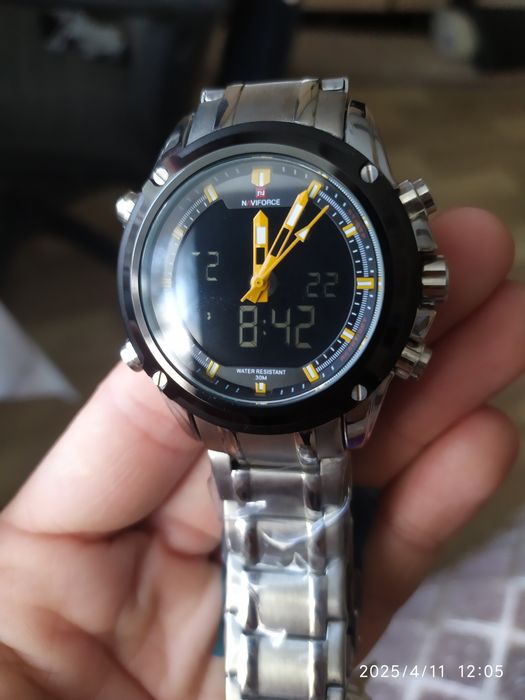 Продам наручные мужские часы