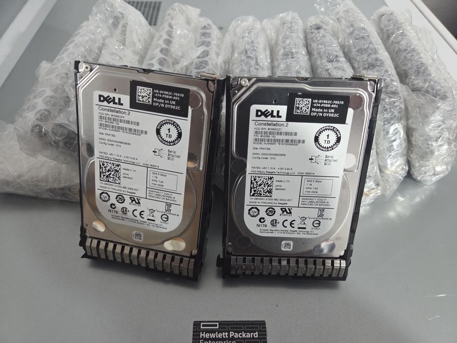 1buc HDD 1 TB 10K SAS 2,5" + Caddy HP  1buc -disponibile 12- 1buc