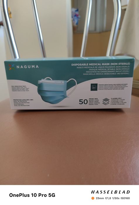 Vând 2cutii măști medicale protecție tristrat