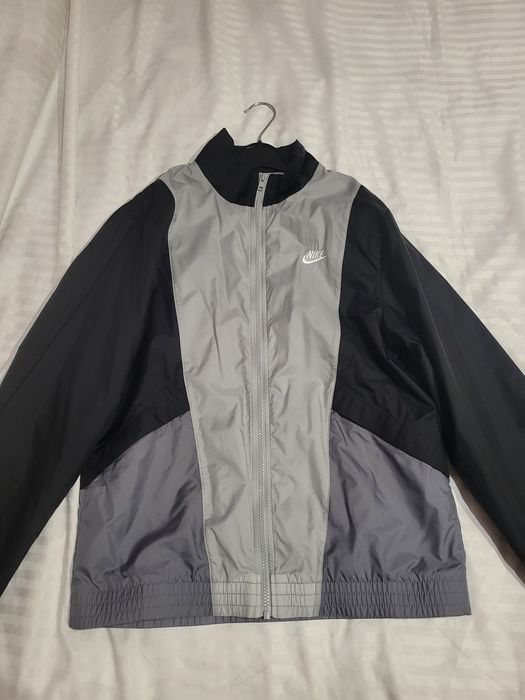 Мъжка ветровка NIKE