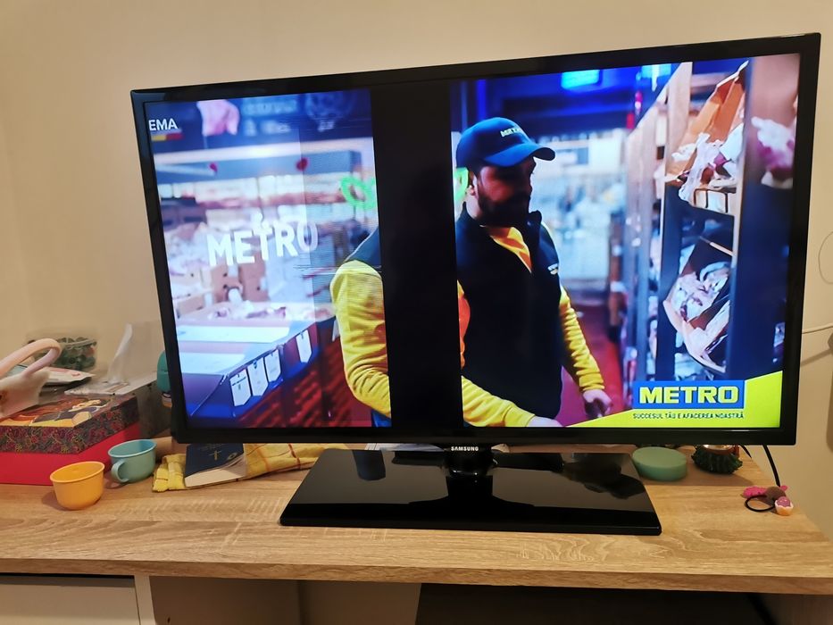 TV Samsung 32 inch