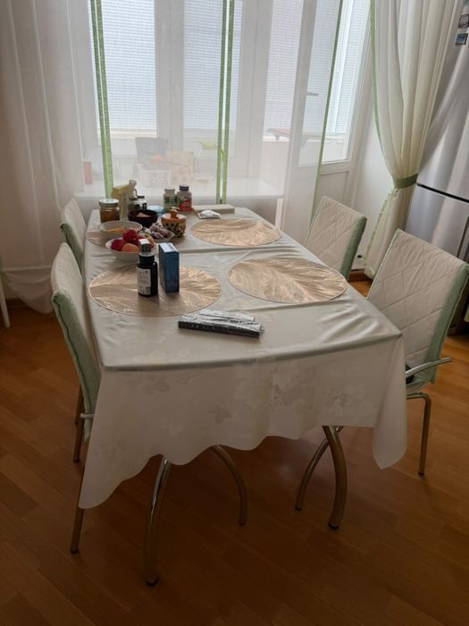 Продам стол со стульями