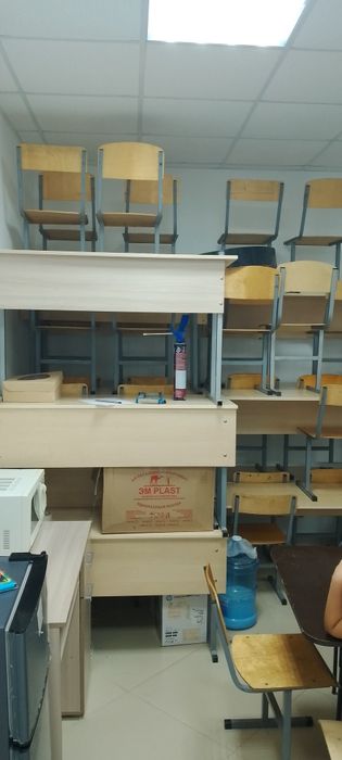 Продам парты школьные