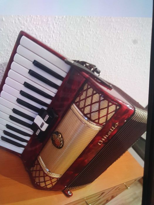 Акордеони  във добро състояние