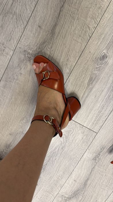 Sandale piele lacuita Musette