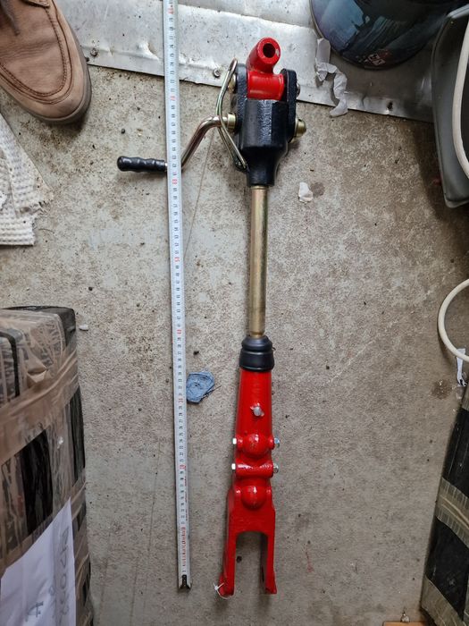 Tirant vertical tractor case toată gama preț 850 lei cu tva se poate t