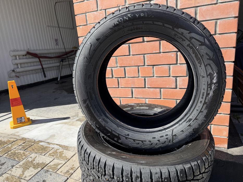 Продам зимние шины