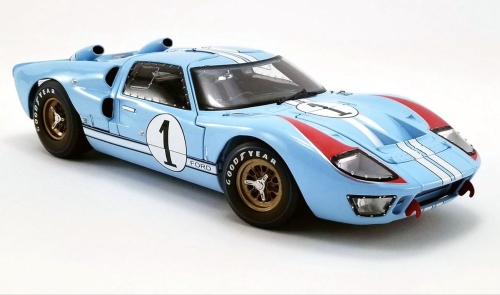 Коллекционная модель Ford GT 40 Mk II #1 “Ken Miles" 1:18 [НА ЗАКАЗ]