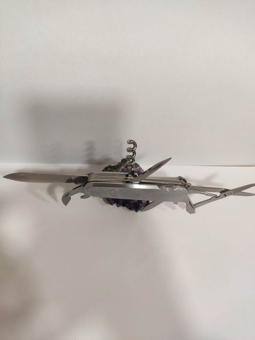 Wenger Metal 50 Швейцарско ножче Victorinox