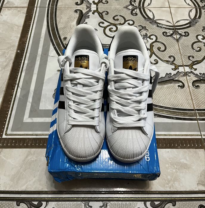 Adidas superstar