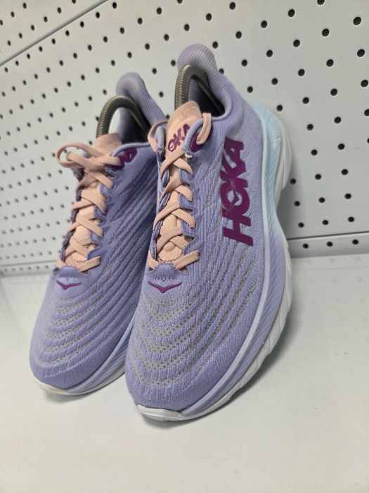 Оригинални дамски маратонки- Hoka One Mach 5
