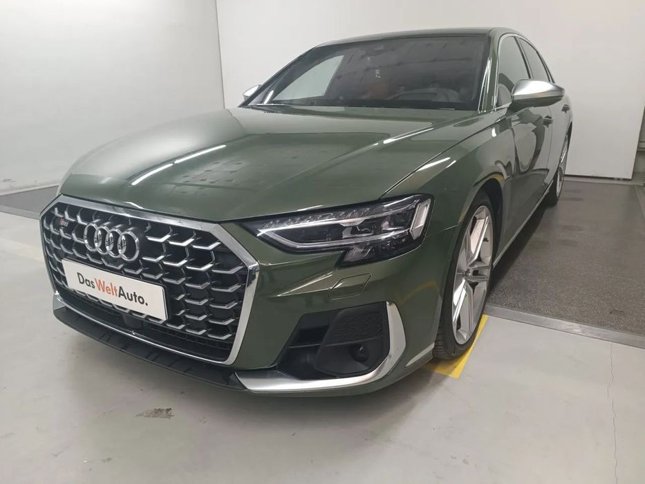 Audi S8 TVA deductibil