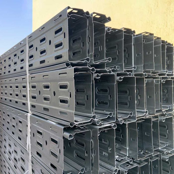 Лоток перфорированный 50х100х3000 ИЭК