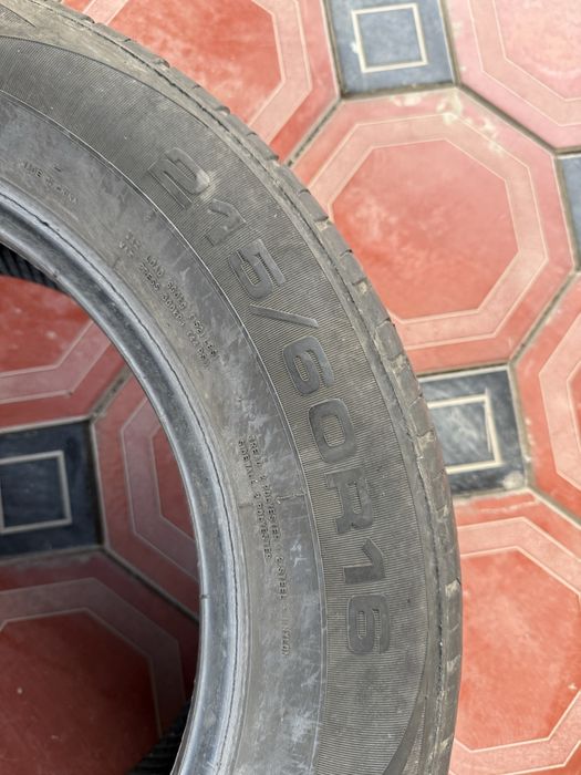 Продам летний шина 215/65/16