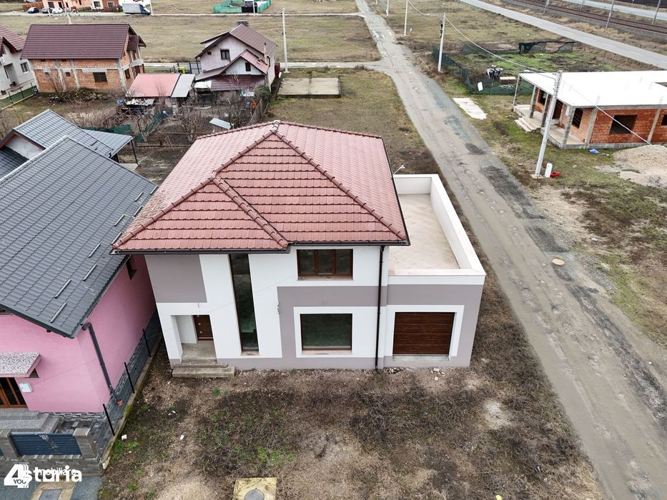 Casă nouă din 2025 semifinisată,  Curtici cartier nou, teren 500 mp