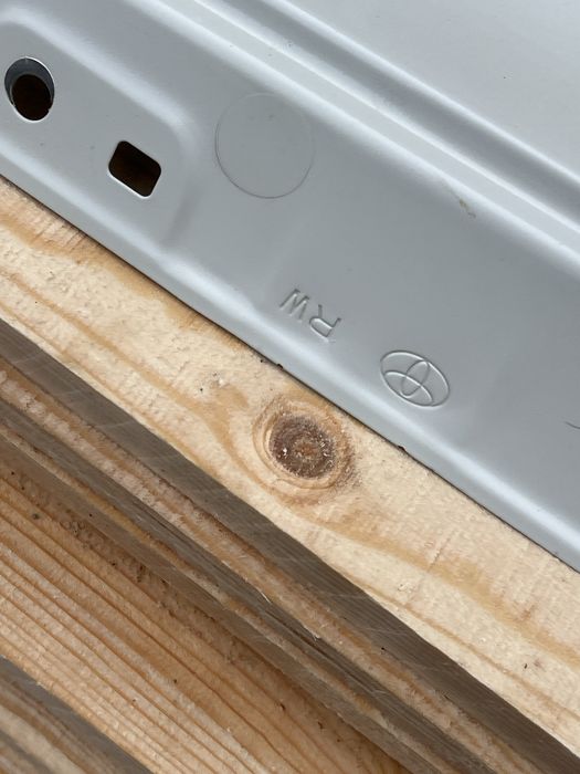 Toyota Hilux 15- 2018 калник ляв и десен