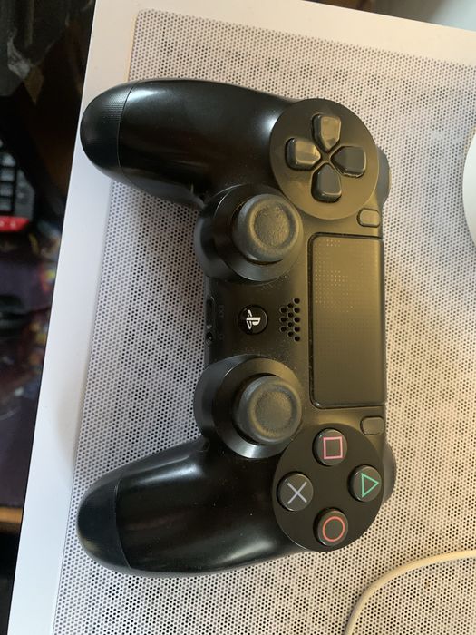 Продам Dualshok 4