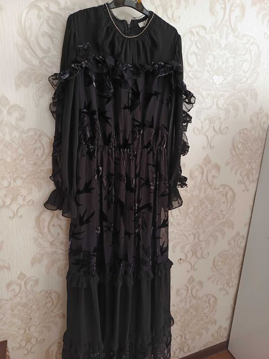 Продается Платье