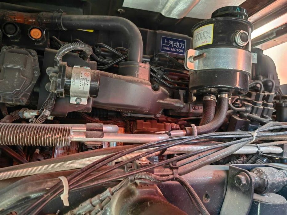 Самосвал IVECO-Hongyan , 40тонн