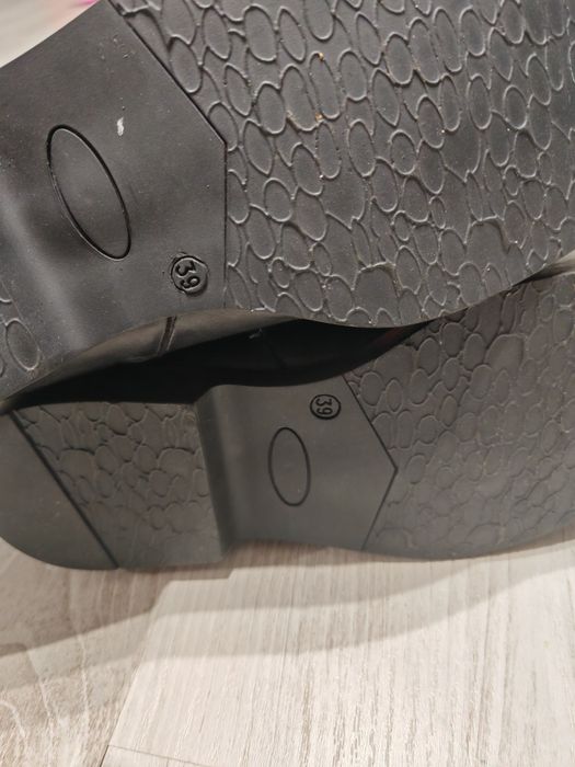Ghete din piele cu fermoar 39