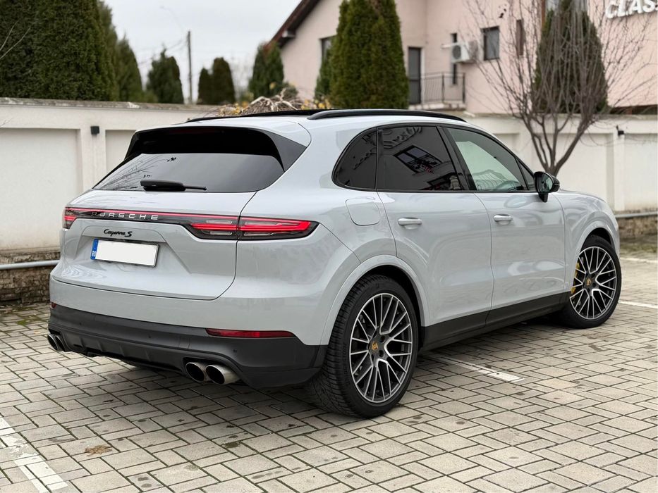 Porsche Cayenne S 441 co