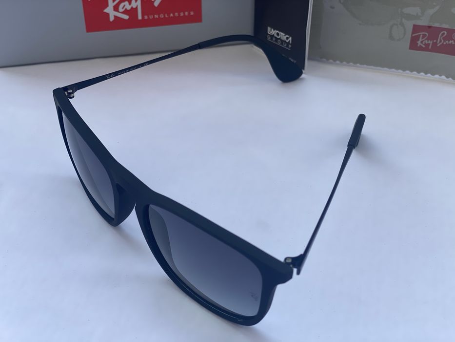 Ochelari de soare RAY BAN 4187 Chris Noi