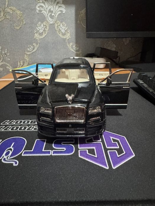 Игрушка модельная машина